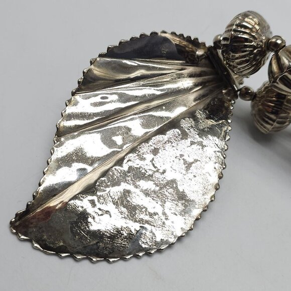 Bold Silver Leaf Pendant Necklace With Textured Beads Lobster Clasp - Picture 7 of 8